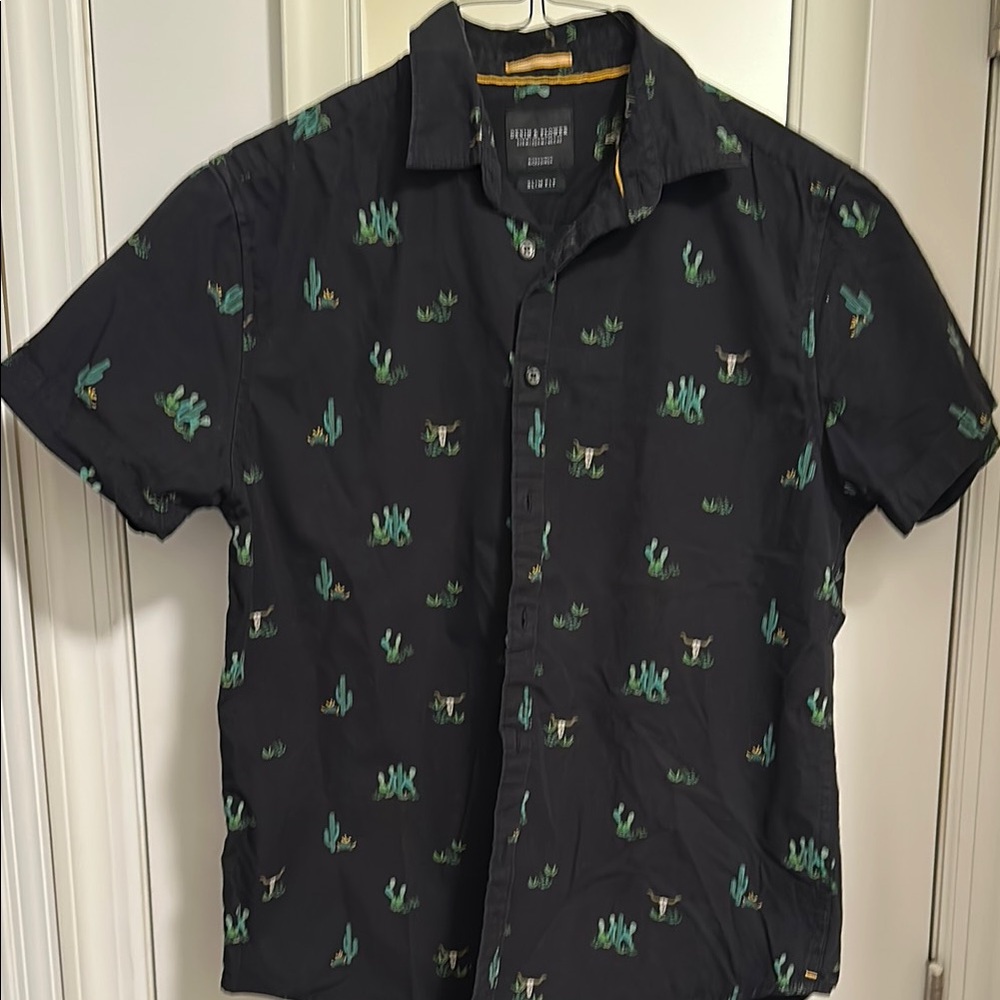 Denim & Flower Black and Green Casual Button Down Shirt